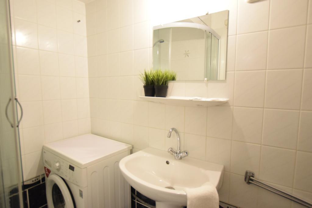 Budget Apartment By Hi5 - Vaci Street 44 부다페스트 외부 사진