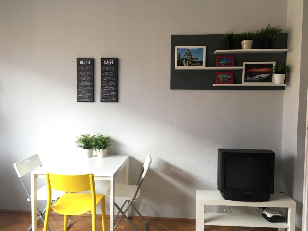 Budget Apartment By Hi5 - Vaci Street 44 부다페스트 외부 사진